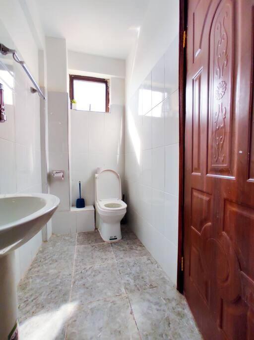 The Crooner Lounge Apartment Nairobi Exterior photo
